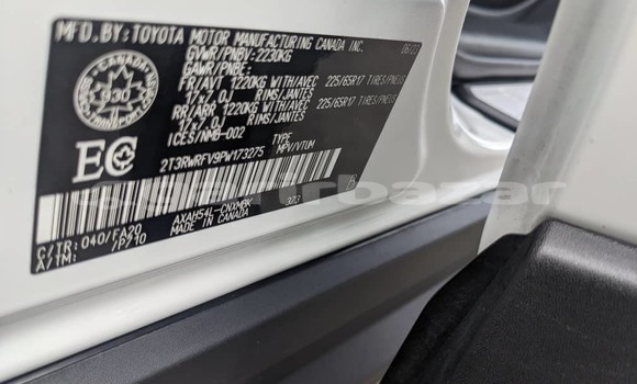 Acheter Neuf Voiture Toyota RAV4 Blanc à Douala, Littoral Cameroon Acheter Neuf Voiture Toyota RAV4 Blanc à Douala, Littoral Cameroon