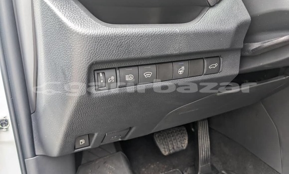 Acheter Neuf Voiture Toyota RAV4 Blanc à Douala, Littoral Cameroon Acheter Neuf Voiture Toyota RAV4 Blanc à Douala, Littoral Cameroon