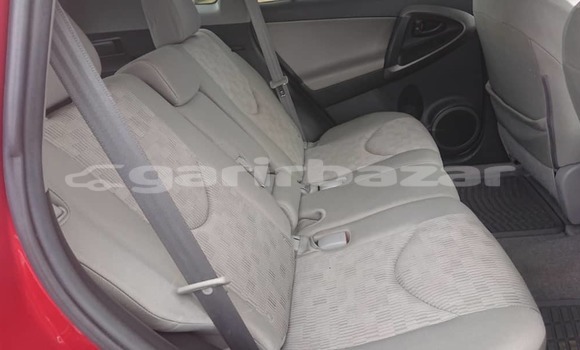 Acheter Occasion Voiture Toyota RAV4 Rouge à Yaoundé, Central Cameroon Acheter Occasion Voiture Toyota RAV4 Rouge à Yaoundé, Central Cameroon