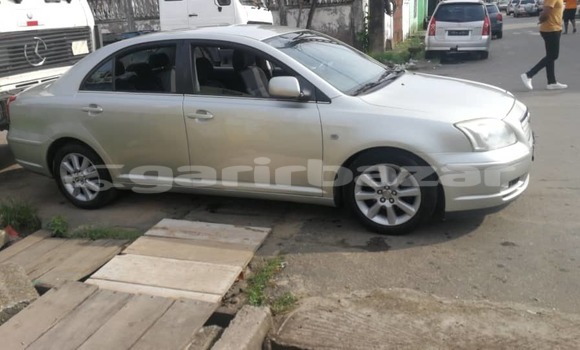 Acheter Import Voiture Toyota Avensis Gris à Douala, Littoral Cameroon Acheter Import Voiture Toyota Avensis Gris à Douala, Littoral Cameroon