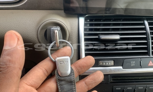 Sayi Na hannu Audi Q7 Sauran Mota in Douala a Ƙasar Kamaru