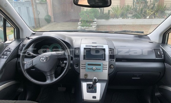 Acheter Neuf Voiture Toyota Corolla Verso Gris à Douala, Littoral Cameroon Acheter Neuf Voiture Toyota Corolla Verso Gris à Douala, Littoral Cameroon