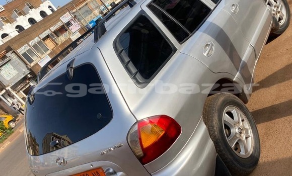 Buy Used Hyundai Santa Fe Silver Car in Yaounde in Central Cameroon Buy Used Hyundai Santa Fe Silver Car in Yaounde in Central Cameroon