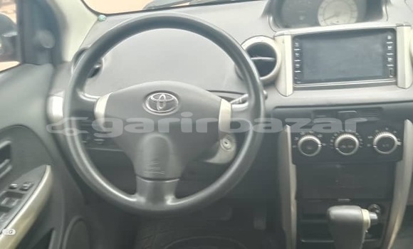 Buy Used Toyota IST Red Car in Yaounde in Central Cameroon Buy Used Toyota IST Red Car in Yaounde in Central Cameroon