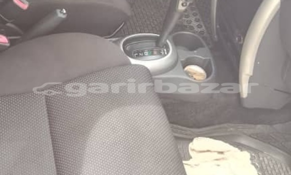 Buy Used Toyota IST Red Car in Yaounde in Central Cameroon Buy Used Toyota IST Red Car in Yaounde in Central Cameroon