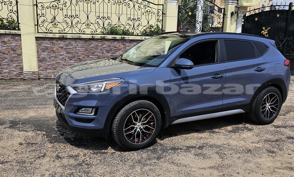 Buy Used Hyundai Tucson Blue Car in Douala in Littoral Cameroon Buy Used Hyundai Tucson Blue Car in Douala in Littoral Cameroon