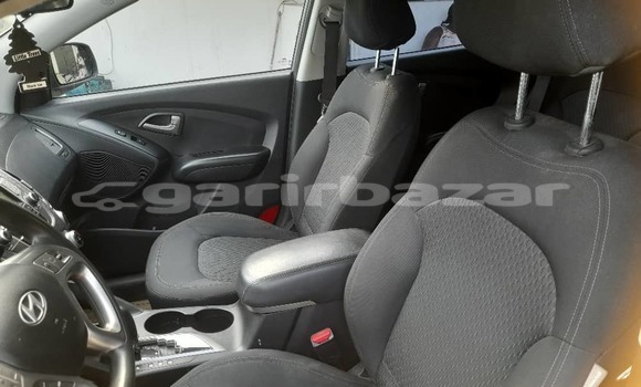 Buy Import Hyundai Tucson Silver Car in Douala in Littoral Cameroon Buy Import Hyundai Tucson Silver Car in Douala in Littoral Cameroon