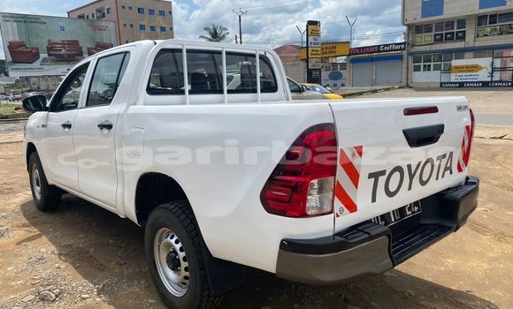 Acheter Occasion Voiture Toyota Hilux Blanc à Douala, Littoral Cameroon Acheter Occasion Voiture Toyota Hilux Blanc à Douala, Littoral Cameroon
