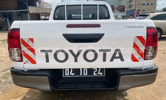 Acheter Occasion Voiture Toyota Hilux Blanc à Douala, Littoral Cameroon Acheter Occasion Voiture Toyota Hilux Blanc à Douala, Littoral Cameroon