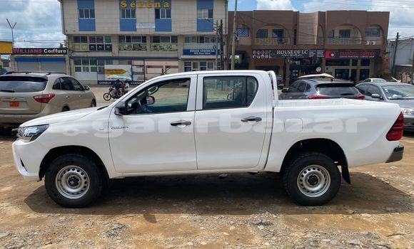 Acheter Occasion Voiture Toyota Hilux Blanc à Douala, Littoral Cameroon Acheter Occasion Voiture Toyota Hilux Blanc à Douala, Littoral Cameroon