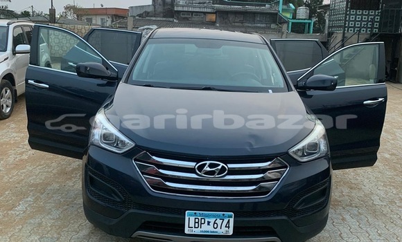 Acheter Import Voiture Hyundai Santa Fe Bleu à Douala, Littoral Cameroon