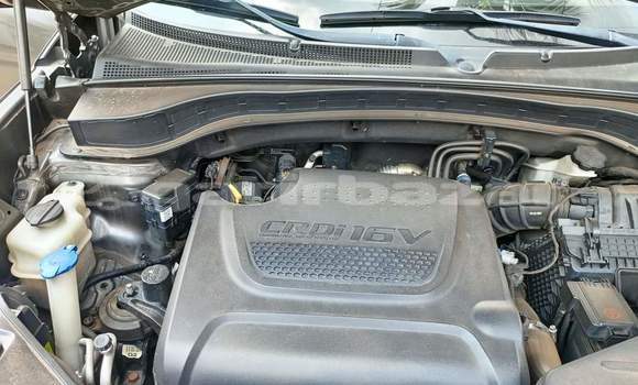 Sayi Na hannu Kia Sorento Brown Mota in Yaounde a Babban Kamaru Sayi Na hannu Kia Sorento Brown Mota in Yaounde a Babban Kamaru