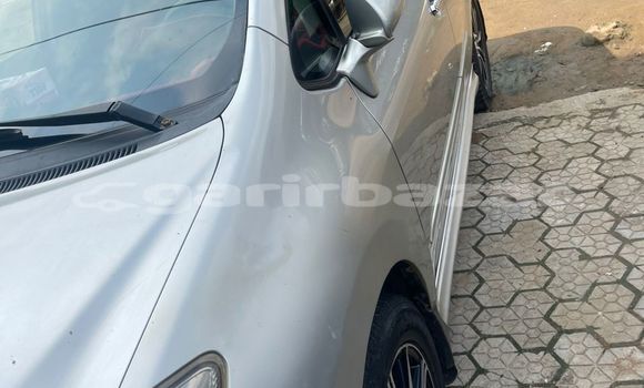 Acheter Import Voiture Toyota Blade Gris à Douala, Littoral Cameroon Acheter Import Voiture Toyota Blade Gris à Douala, Littoral Cameroon