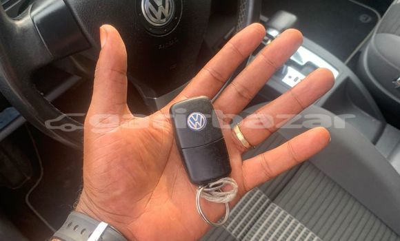 Acheter Import Voiture Volkswagen Polo Bleu à Douala, Littoral Cameroon Acheter Import Voiture Volkswagen Polo Bleu à Douala, Littoral Cameroon