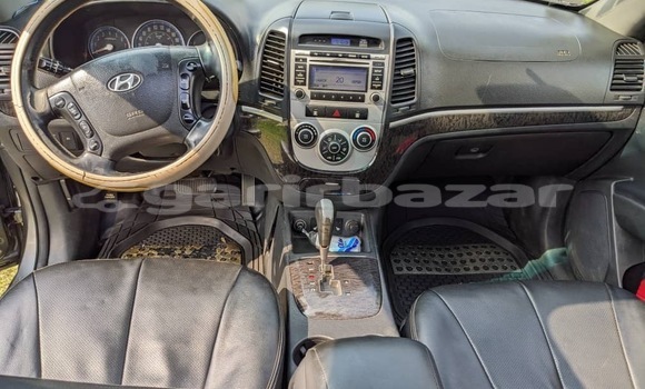 Sayi Na hannu Hyundai Santa Fe Sauran Mota in Douala a Ƙasar Kamaru Sayi Na hannu Hyundai Santa Fe Sauran Mota in Douala a Ƙasar Kamaru