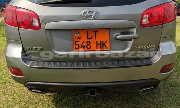 Sayi Na hannu Hyundai Santa Fe Sauran Mota in Douala a Ƙasar Kamaru Sayi Na hannu Hyundai Santa Fe Sauran Mota in Douala a Ƙasar Kamaru