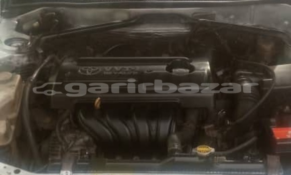 Sayi Na hannu Toyota Corolla Azurfa Mota in Douala a Ƙasar Kamaru Sayi Na hannu Toyota Corolla Azurfa Mota in Douala a Ƙasar Kamaru