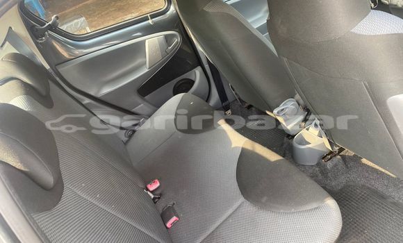 Acheter Import Voiture Toyota Aygo Gris à Douala, Littoral Cameroon Acheter Import Voiture Toyota Aygo Gris à Douala, Littoral Cameroon