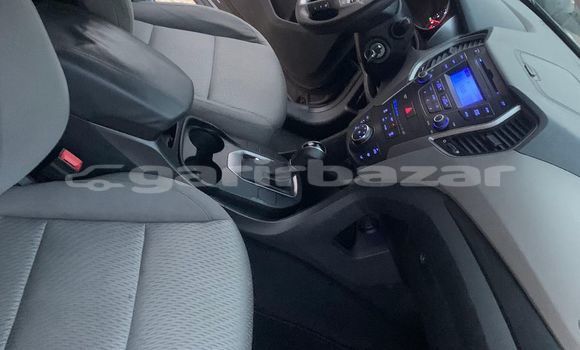 Sayi Imported Hyundai Santa Fe Blue Mota in Douala a Ƙasar Kamaru Sayi Imported Hyundai Santa Fe Blue Mota in Douala a Ƙasar Kamaru