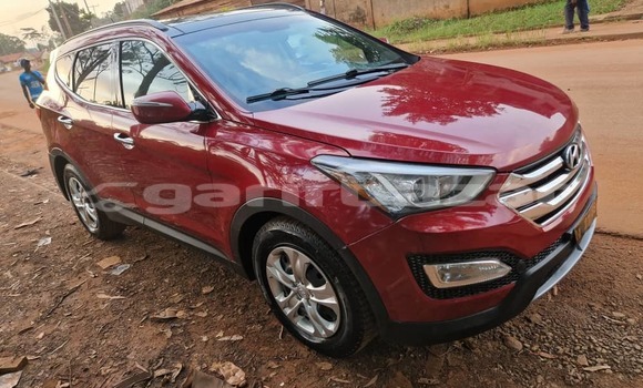 Acheter Occasion Voiture Hyundai Santa Fe Rouge à Yaoundé, Central Cameroon