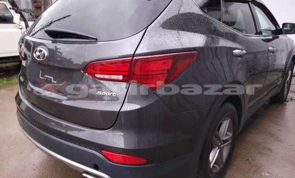 Sayi Imported Hyundai Santa Fe Sauran Mota in Douala a Ƙasar Kamaru Sayi Imported Hyundai Santa Fe Sauran Mota in Douala a Ƙasar Kamaru