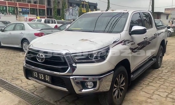 Acheter Neuf Voiture Toyota Hilux Blanc à Douala, Littoral Cameroon