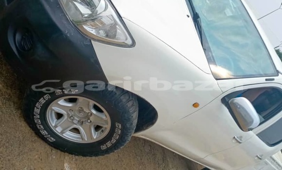 Acheter Occasion Voiture Toyota Hilux Blanc à Douala, Littoral Cameroon Acheter Occasion Voiture Toyota Hilux Blanc à Douala, Littoral Cameroon