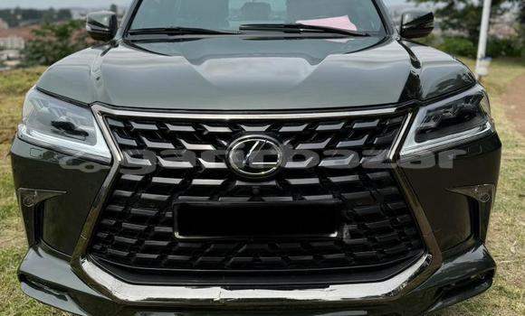 Acheter Import Voiture Lexus LX 570 Vert à Douala, Littoral Cameroon Acheter Import Voiture Lexus LX 570 Vert à Douala, Littoral Cameroon