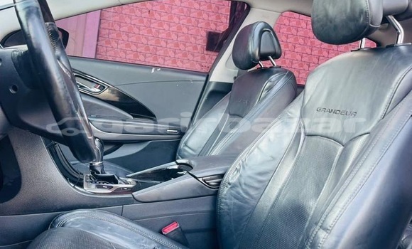 Buy New Hyundai Grandeur Black Car in Douala in Littoral Cameroon Buy New Hyundai Grandeur Black Car in Douala in Littoral Cameroon