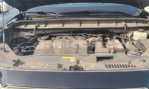 Sayi Sabo Toyota Highlander Sauran Mota in Douala a Ƙasar Kamaru Sayi Sabo Toyota Highlander Sauran Mota in Douala a Ƙasar Kamaru