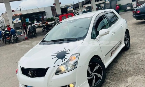 Acheter Occasion Voiture Toyota Blade Blanc à Douala, Littoral Cameroon Acheter Occasion Voiture Toyota Blade Blanc à Douala, Littoral Cameroon