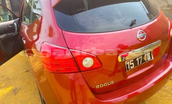 Sayi Na hannu Nissan Rogue Red Mota in Douala a Ƙasar Kamaru Sayi Na hannu Nissan Rogue Red Mota in Douala a Ƙasar Kamaru