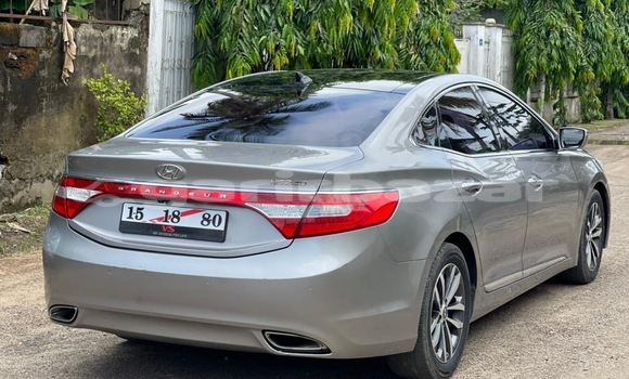 Acheter Occasion Voiture Hyundai Grandeur Autre à Douala, Littoral Cameroon