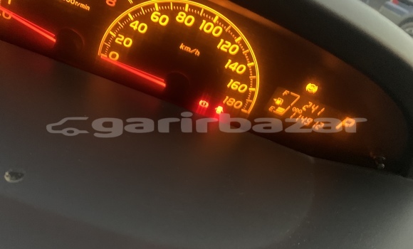 Acheter Occasion Voiture Toyota Vitz Gris à Douala, Littoral Cameroon Acheter Occasion Voiture Toyota Vitz Gris à Douala, Littoral Cameroon