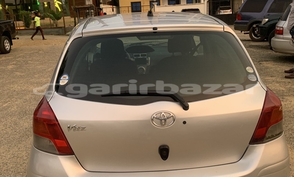 Acheter Occasion Voiture Toyota Vitz Gris à Douala, Littoral Cameroon Acheter Occasion Voiture Toyota Vitz Gris à Douala, Littoral Cameroon