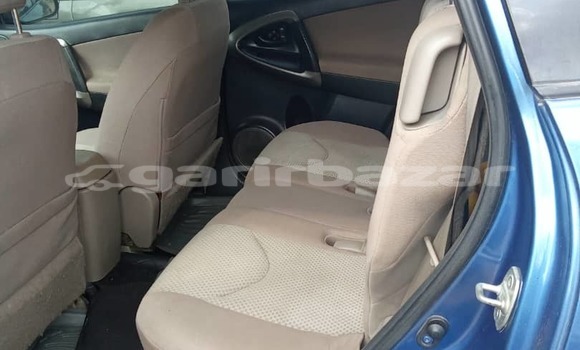 Buy Used Toyota Vitz Silver Car in Douala in Littoral Cameroon Buy Used Toyota Vitz Silver Car in Douala in Littoral Cameroon