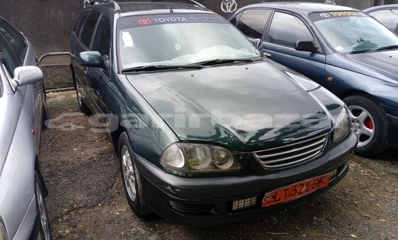 Acheter Occasion Voiture Toyota Avensis Vert à Douala, Littoral Cameroon Acheter Occasion Voiture Toyota Avensis Vert à Douala, Littoral Cameroon