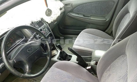 Acheter Occasion Voiture Toyota Avensis Vert à Douala, Littoral Cameroon Acheter Occasion Voiture Toyota Avensis Vert à Douala, Littoral Cameroon