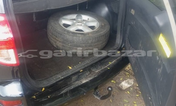 Sayi Na hannu Toyota RAV4 Black Mota in Douala a Ƙasar Kamaru Sayi Na hannu Toyota RAV4 Black Mota in Douala a Ƙasar Kamaru