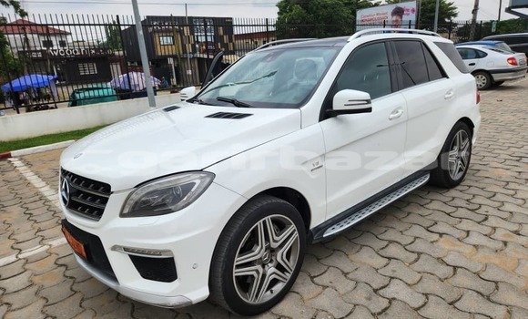 Acheter Occasion Voiture Mercedes Viano Blanc à Douala, Littoral Cameroon Acheter Occasion Voiture Mercedes Viano Blanc à Douala, Littoral Cameroon
