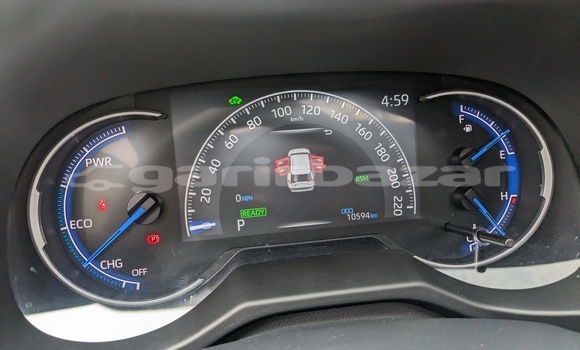 Sayi Sabo Toyota RAV4 White Mota in Douala a Ƙasar Kamaru Sayi Sabo Toyota RAV4 White Mota in Douala a Ƙasar Kamaru