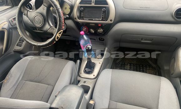 Acheter Occasion Voiture Toyota RAV4 Noir à Douala, Littoral Cameroon Acheter Occasion Voiture Toyota RAV4 Noir à Douala, Littoral Cameroon