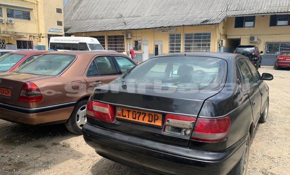 Acheter Occasion Voiture Toyota Carina E Vert à Douala, Littoral Cameroon Acheter Occasion Voiture Toyota Carina E Vert à Douala, Littoral Cameroon