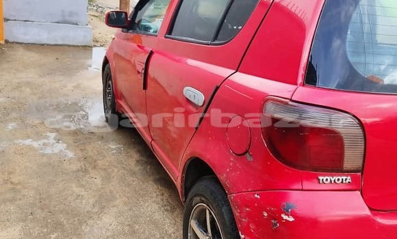 Acheter Occasion Voiture Toyota Yaris Rouge à Douala, Littoral Cameroon Acheter Occasion Voiture Toyota Yaris Rouge à Douala, Littoral Cameroon