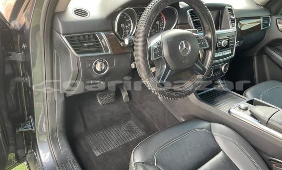 Acheter Import Voiture Mercedes‒Benz ML–Class Gris à Douala, Littoral Cameroon Acheter Import Voiture Mercedes‒Benz ML–Class Gris à Douala, Littoral Cameroon