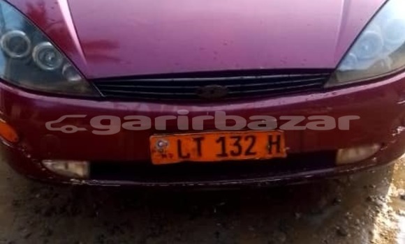 Buy Used Ford Focus Red Car in Douala in Littoral Cameroon