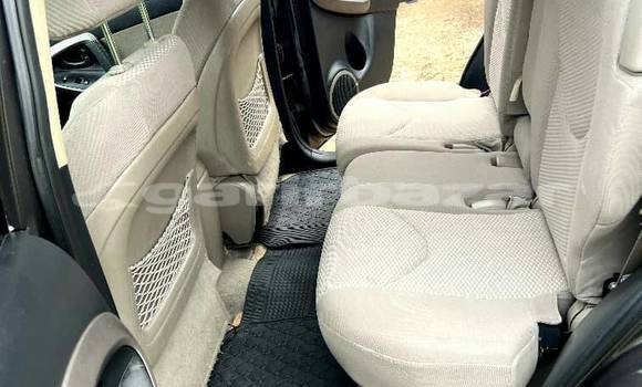 Sayi Na hannu Toyota RAV4 Sauran Mota in Akonolinga a Babban Kamaru Sayi Na hannu Toyota RAV4 Sauran Mota in Akonolinga a Babban Kamaru