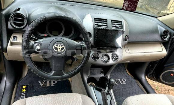 Sayi Na hannu Toyota RAV4 Sauran Mota in Akonolinga a Babban Kamaru Sayi Na hannu Toyota RAV4 Sauran Mota in Akonolinga a Babban Kamaru