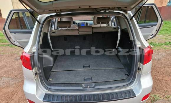 Buy Used Hyundai Santa Fe Other Car in Bafoussam in West Cameroon Buy Used Hyundai Santa Fe Other Car in Bafoussam in West Cameroon