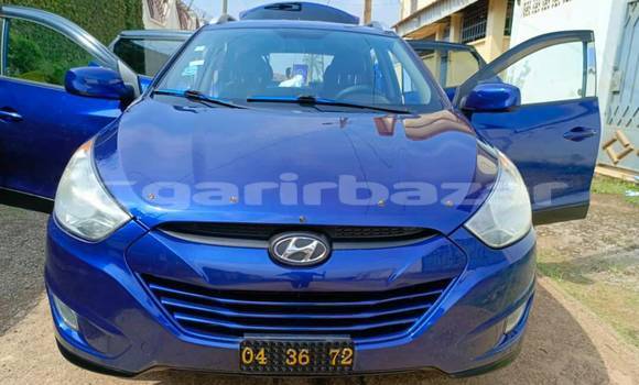Sayi Na hannu Hyundai Tucson Blue Mota in Baham a West Kamaru